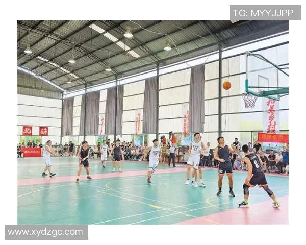 重庆篮球队在总决赛中的灵活性展现与战术调整分析